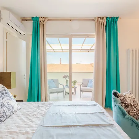 Serenity Vista Penthouse With Terrace In The Lucca